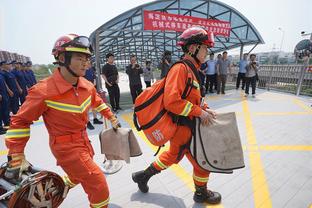 鹈鹕主帅：锡安用表现回应质疑 帮我们从打湖人的失利中解脱出来